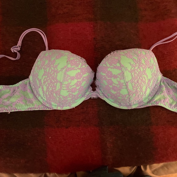 Victoria secret 32D - Picture 1 of 1